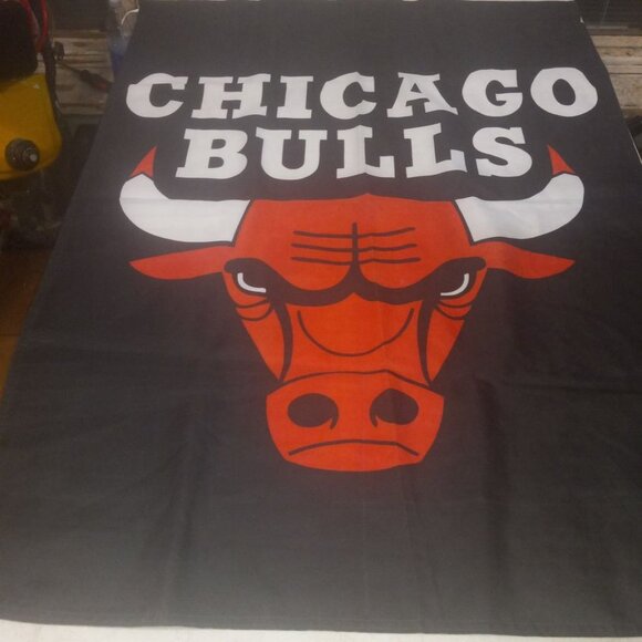 Chicago Bulls Basketball NBA Garden Banner Flag New Creative - Picture 1 of 3